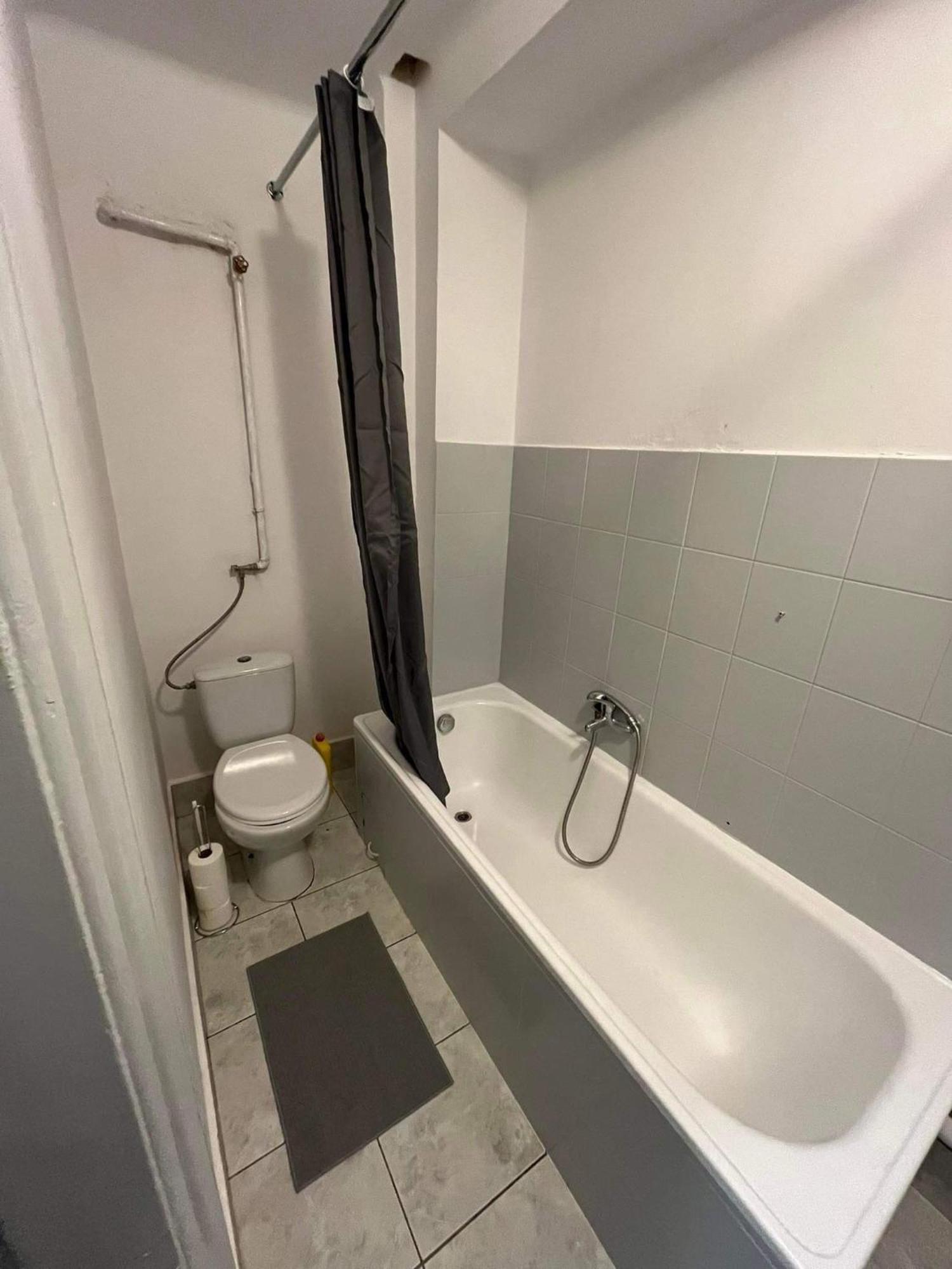 Well Apartment In Old Town 克拉科夫 外观 照片
